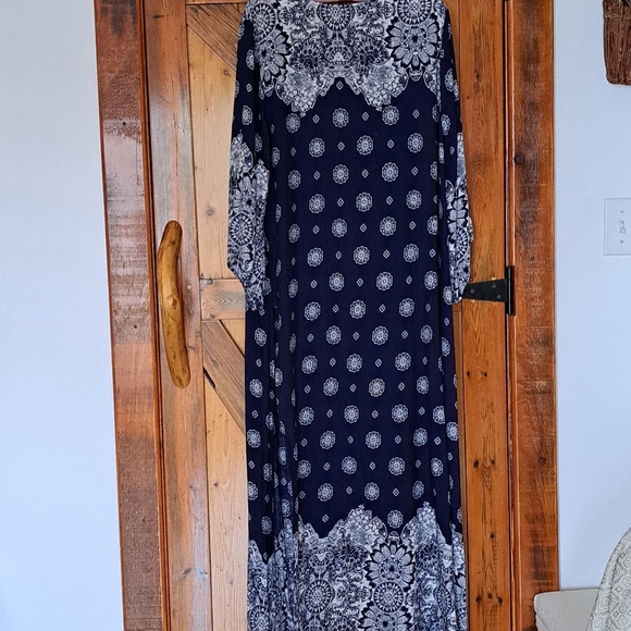 Maxi Length Kimono - Picture 12 of 14